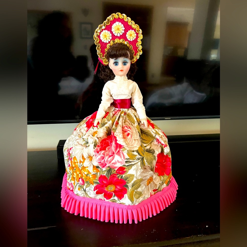 Tea Pot Cover  Doll